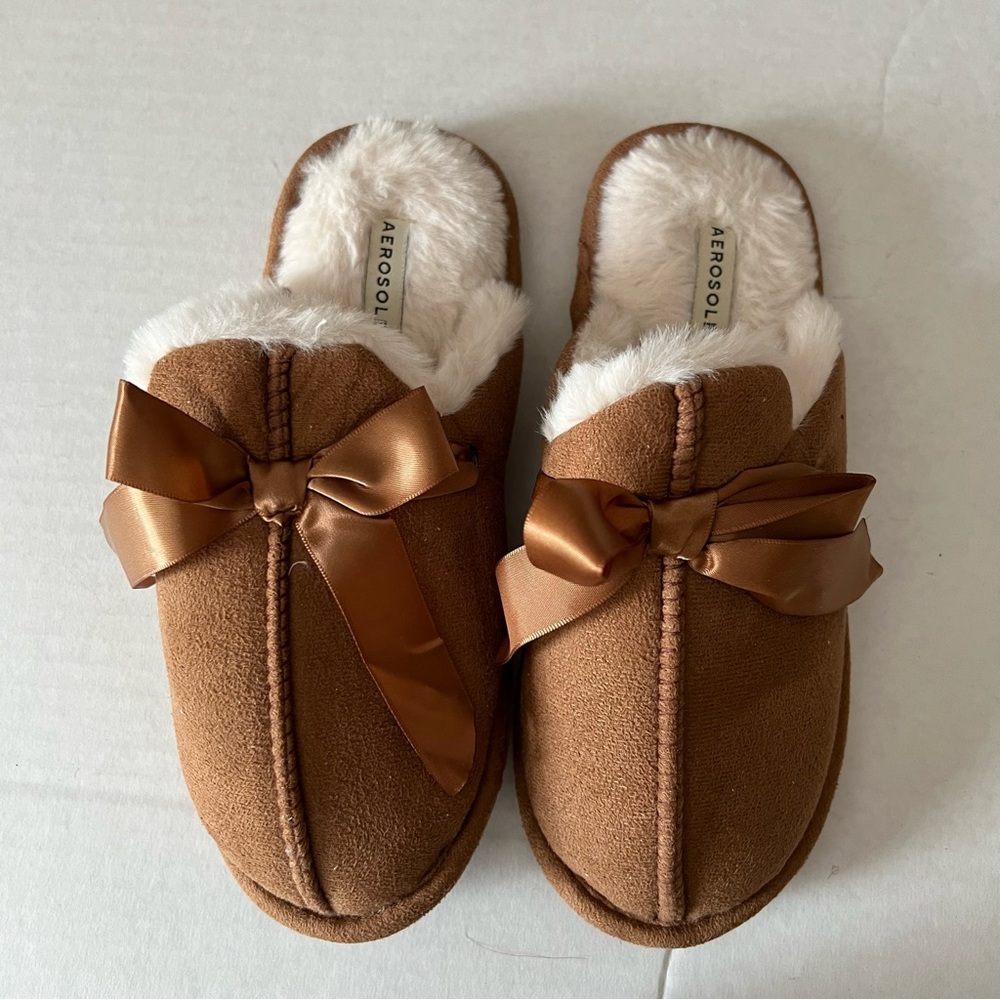 Women’s slippers